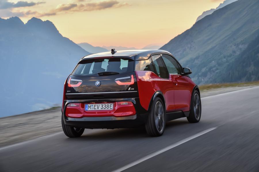  BMW i3s (I01) 2018 года  (WW) (фото 9 из 97)